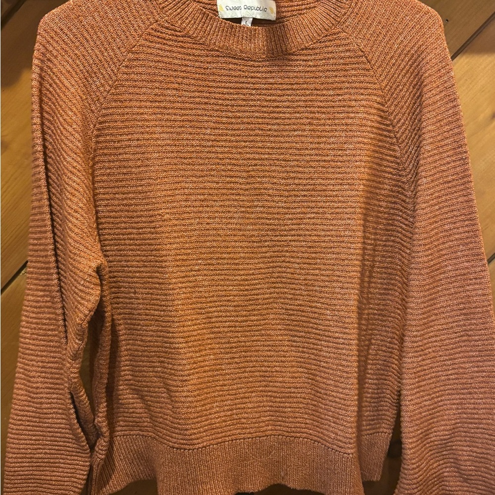 Classic Ribbed Rust Sweater